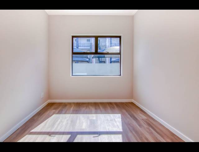 1 BEDROOM APARTMENT RENTED IN BRYANSTON